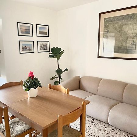 Lorenzo'S House Catania City Centre - Comfortable Large Apartment With 2 Bedrooms And 2 Baths, Close To Trains, Metro And Bus Station Extérieur photo