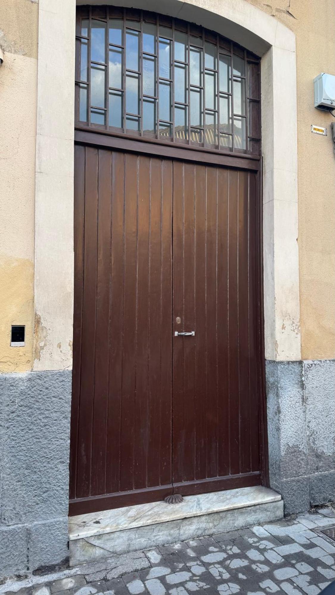 Lorenzo'S House Catania City Centre - Comfortable Large Apartment With 2 Bedrooms And 2 Baths, Close To Trains, Metro And Bus Station Extérieur photo
